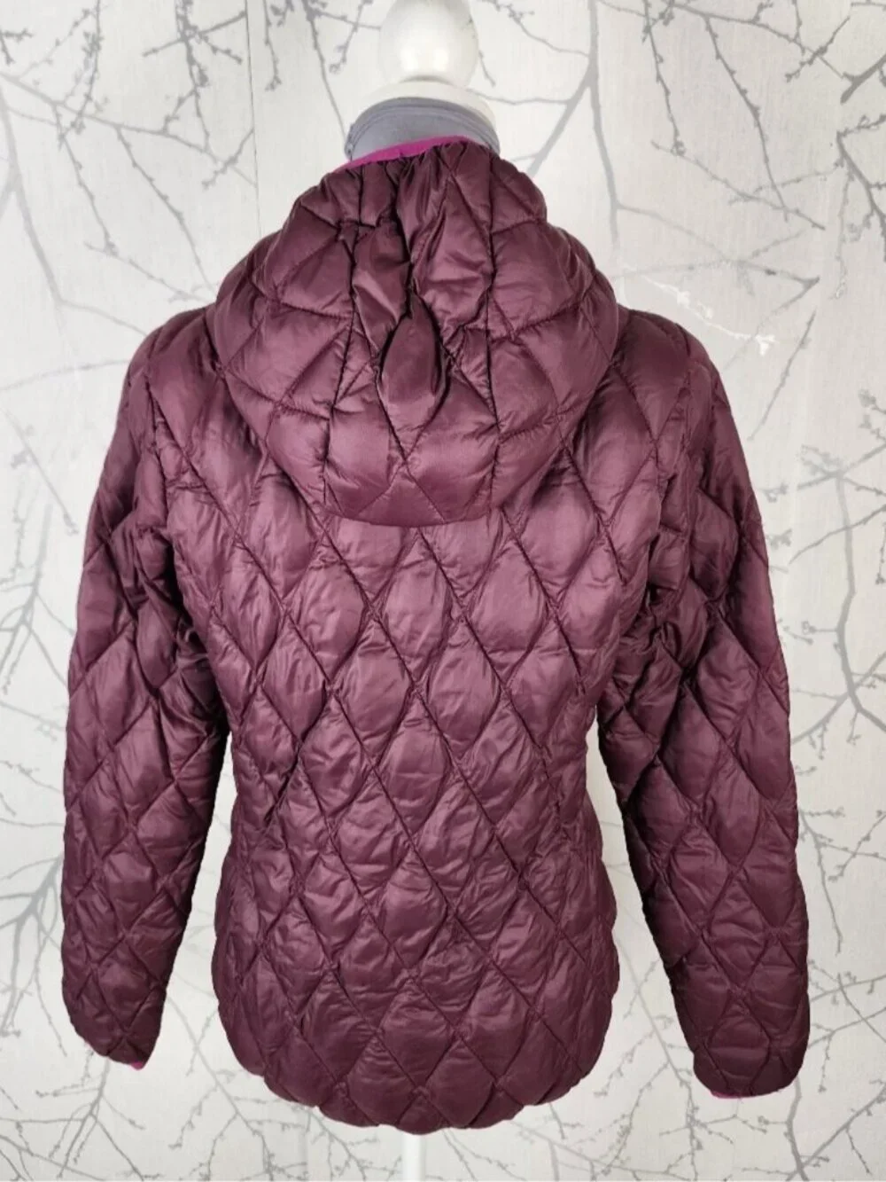 Helly Hansen Purple Synthetic Fill Full Zip Hooded Quilted Puffer
